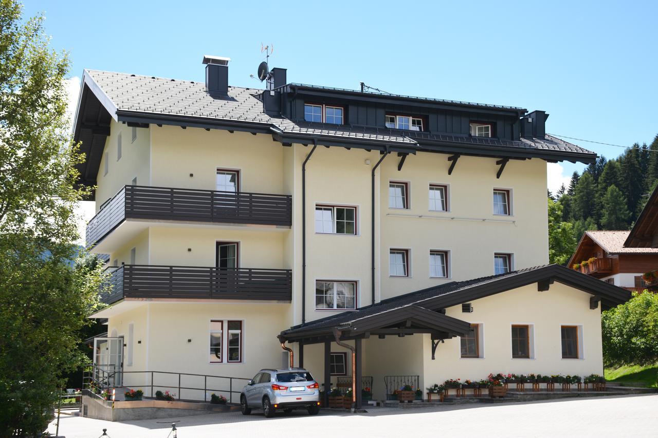 Casa Baldelli Hotel Dobbiaco Eksteriør billede